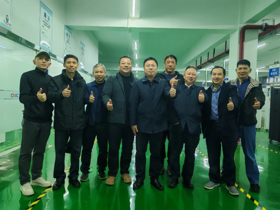 品牌資訊丨長(zhǎng)江水利委、中國(guó)一冶集團(tuán)、武漢大學(xué)等專(zhuān)家一行蒞臨中核儀表參觀考察